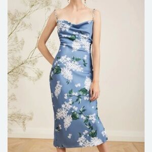 Floral sleeveless midi dress